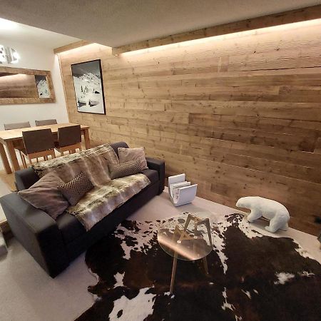 40M2 - Ski Aux Pieds - La Tania - Parking Couvert Exterior photo