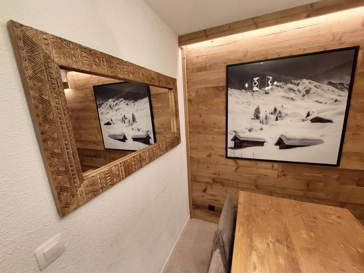 40M2 - Ski Aux Pieds - La Tania - Parking Couvert Exterior photo